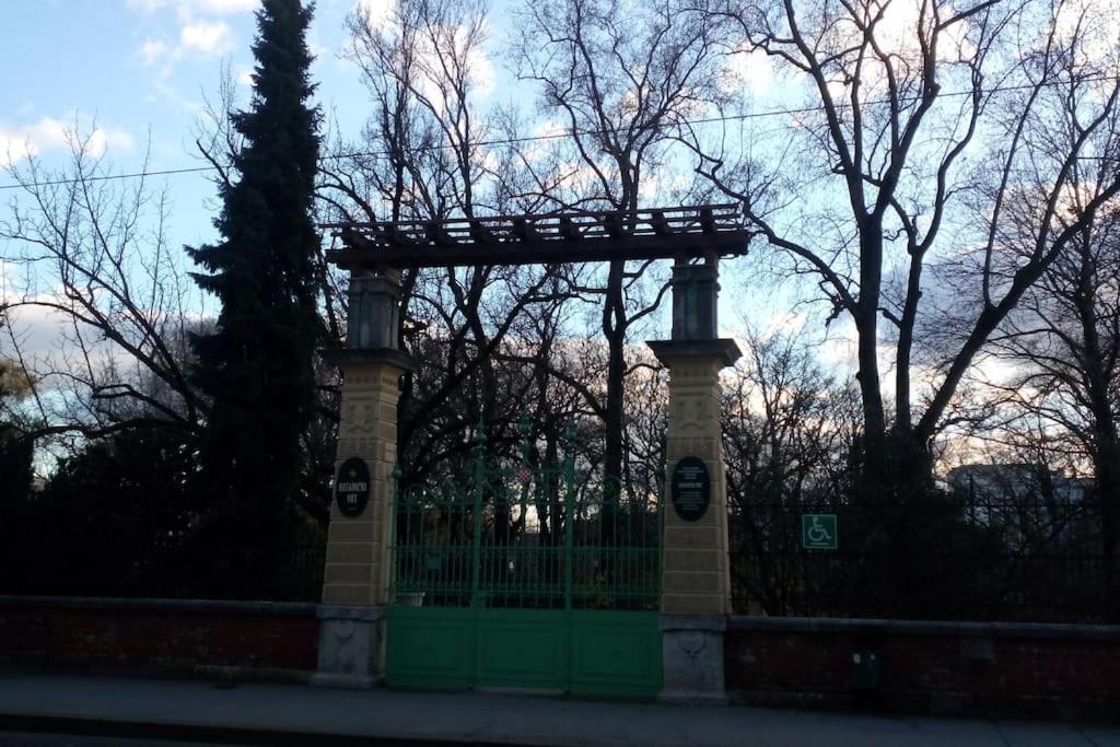 Zagreb Botanical Garden Budget Apartment المظهر الخارجي الصورة